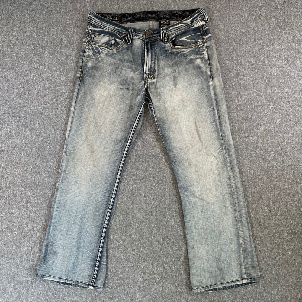 Buffalo Jeans Mens 33x34 Game Blue Distressed Whiskered Light Wash Denim Pants